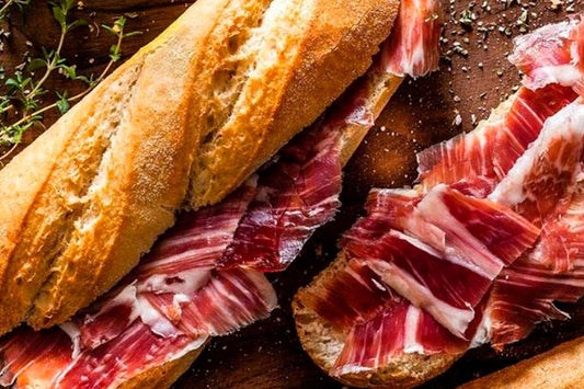 Delightful Ways to Enjoy Iberian Ham: From Solo Tasting to Gourmet Pairings - Aroma Ibérico