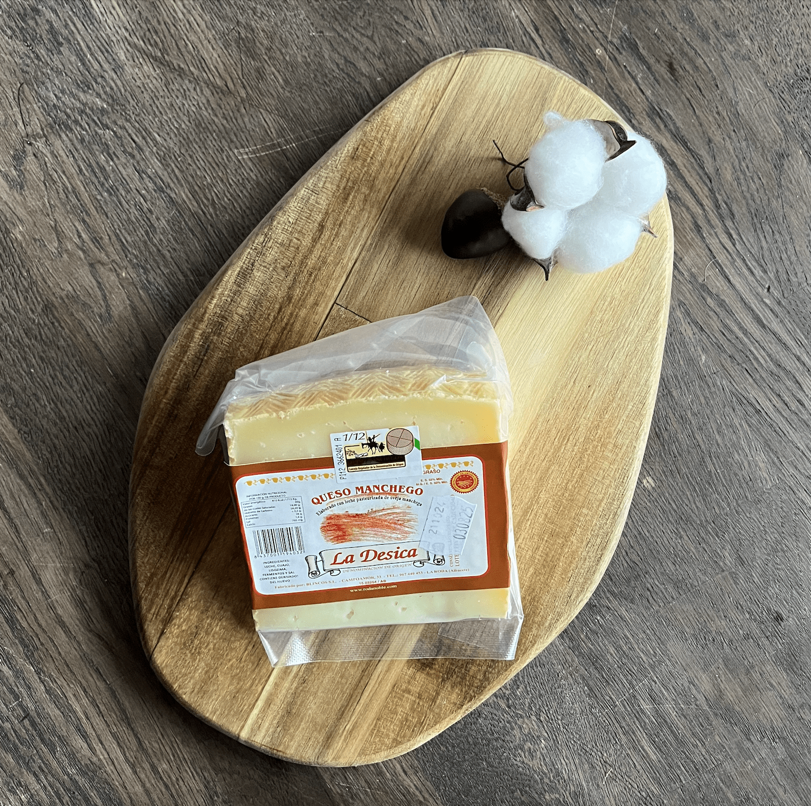 Halvlagret Manchego ost DOP "La Desica" | 3 måneder (250g) - Aroma Ibérico